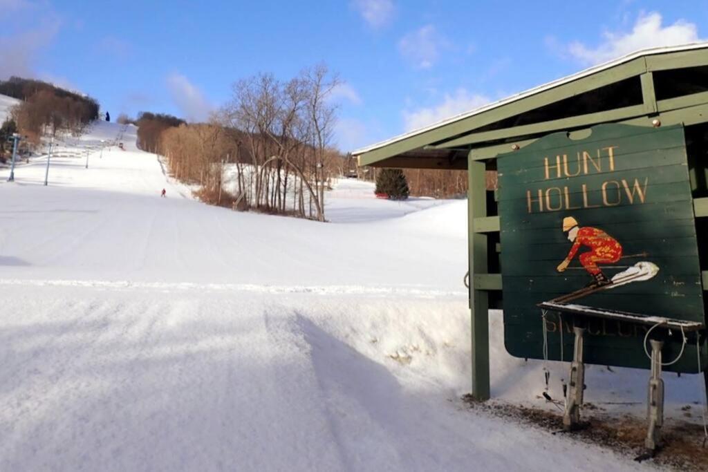 The Modern Forge Ny, Honeoye Lake Luaran gambar